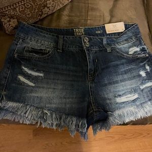 True craft midrise shorts size 7